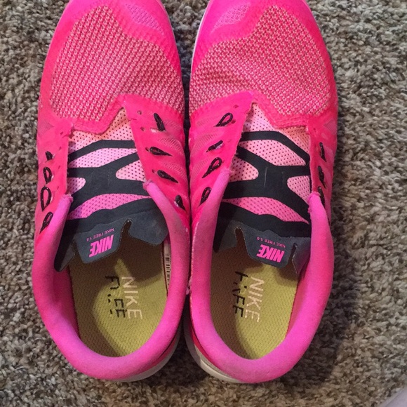 Nike free runs - Picture 3 of 4